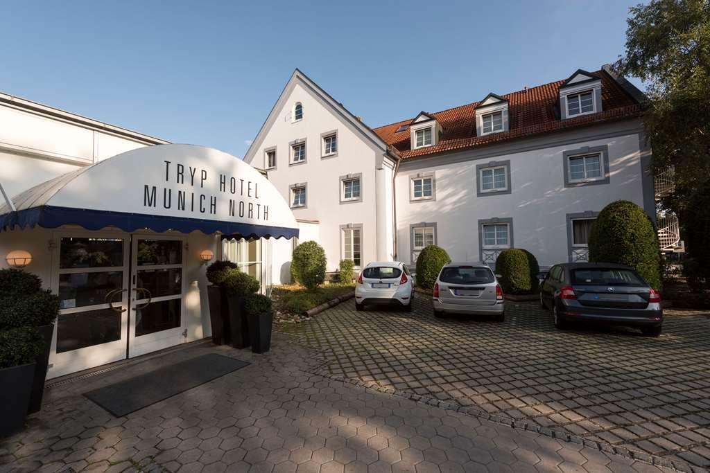 Hotel Munich North Neufahrn bei Freising Bagian luar foto