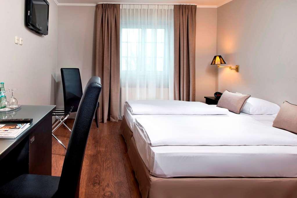 Hotel Munich North Neufahrn bei Freising Ruang foto