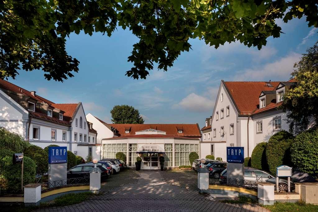 Hotel Munich North Neufahrn bei Freising Bagian luar foto