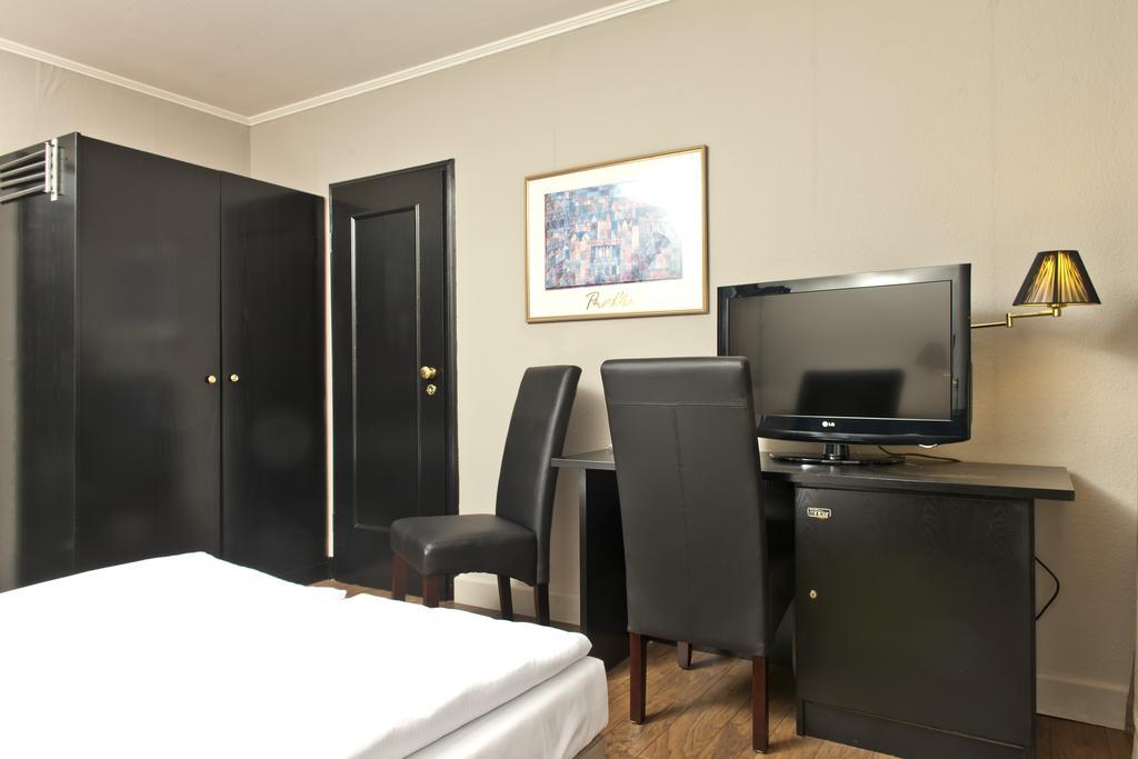 Hotel Munich North Neufahrn bei Freising Ruang foto